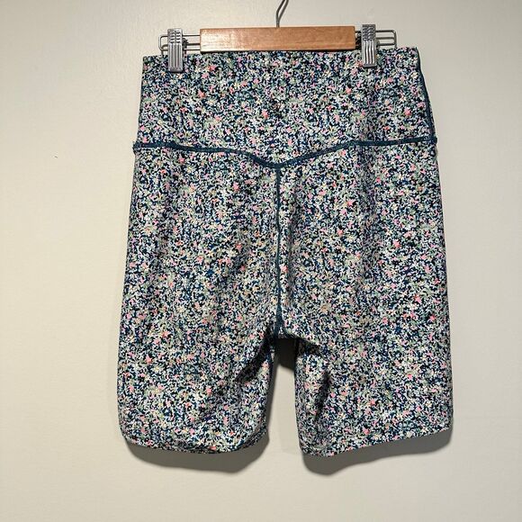 NWOT Sage Collective Floral Biker Shorts - Picture 3 of 5